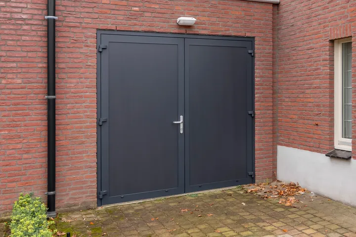 Garagepoort Limburg