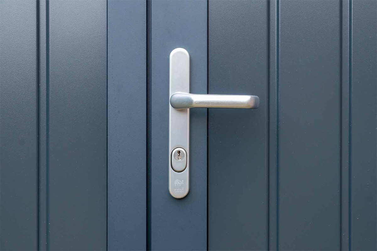 veiligheid openslaande garagedeuren